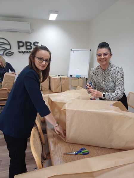 Pakowanie upominków do Szlachetnej Paczki 2025