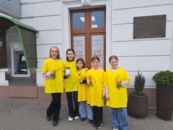 Ogólnopolska kampania charytatywna "Żonkilowe pola nadziei" zawitała do PBS Wągrowiec